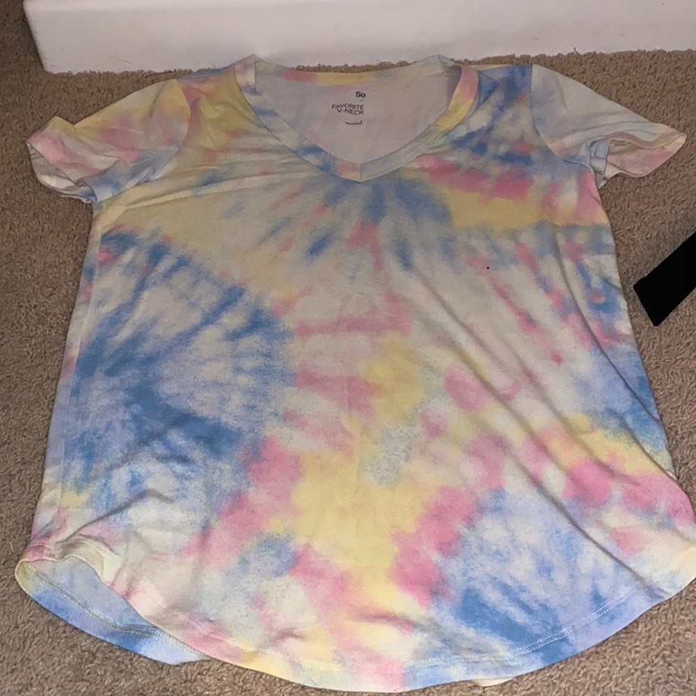 Tie Die V-Neck Shirt